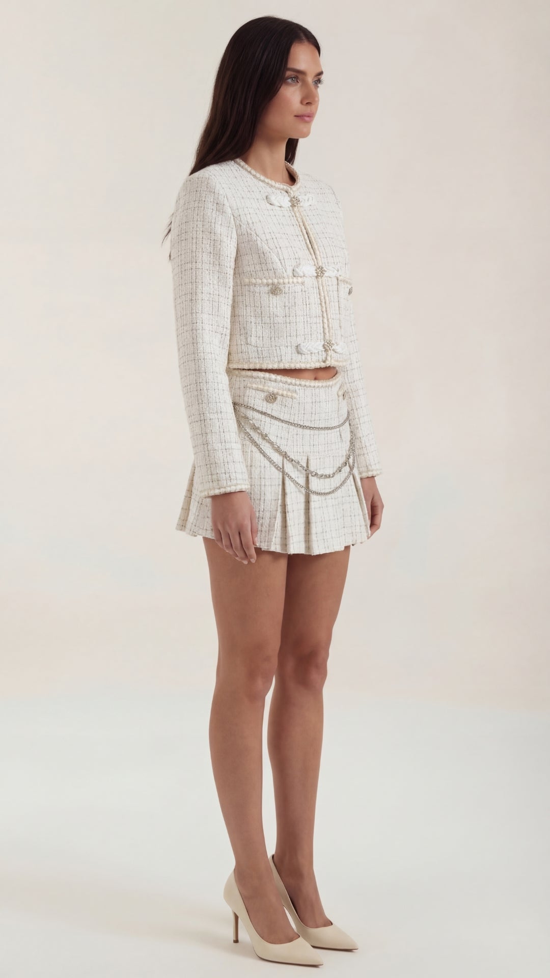 Conjunto Doris de Chaqueta Tweed Corta y Minifalda Plisada