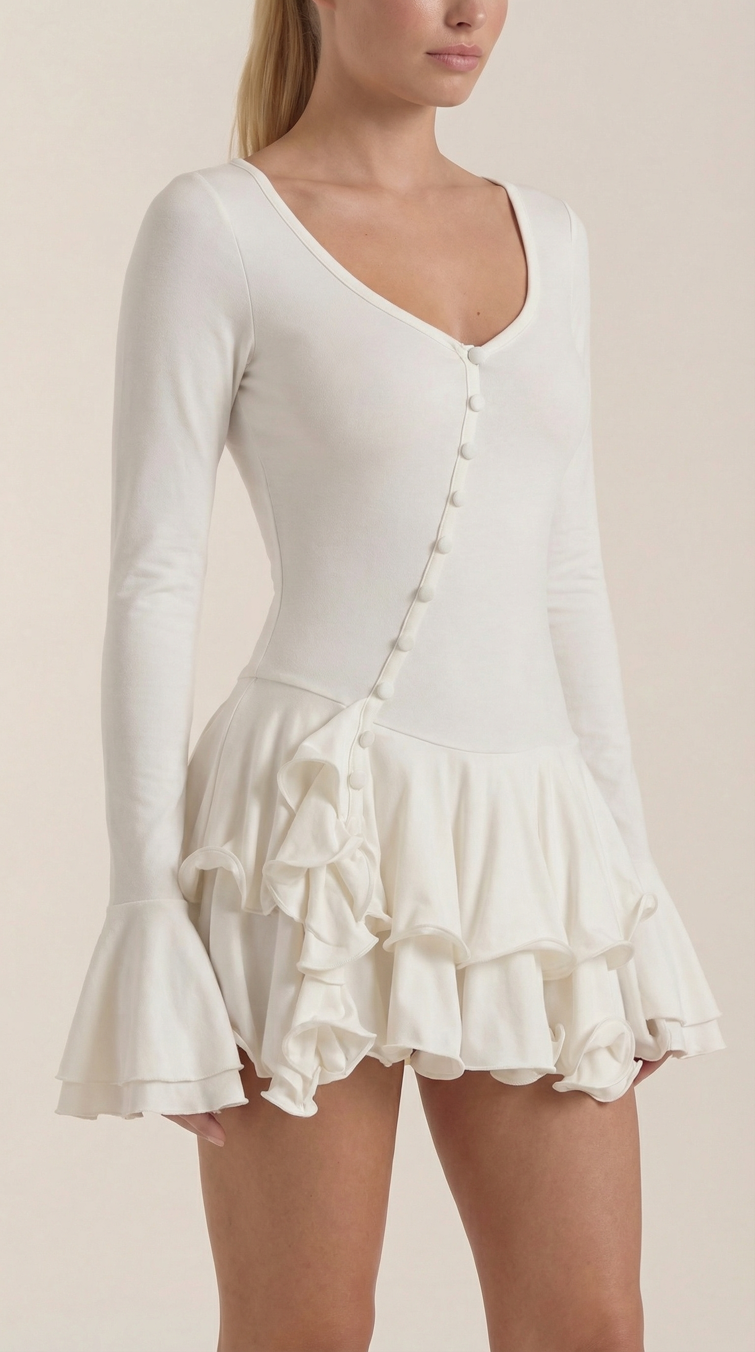 Vestido Mini Estelle con Escote en V Pronunciado