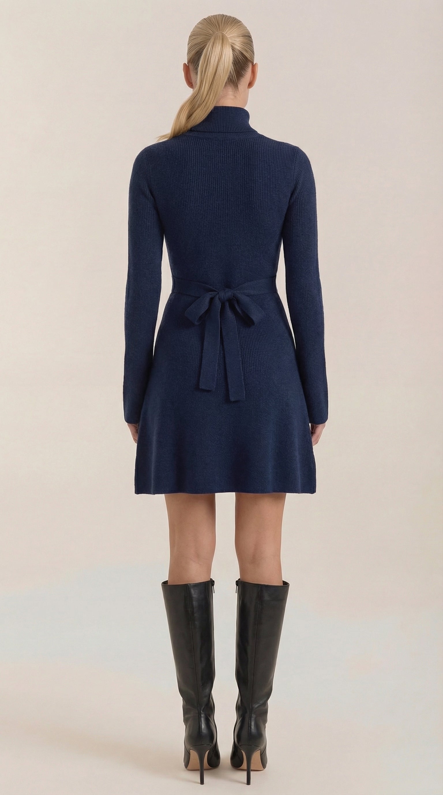 Vestido Mini Geneva de Punto con Cuello Alto