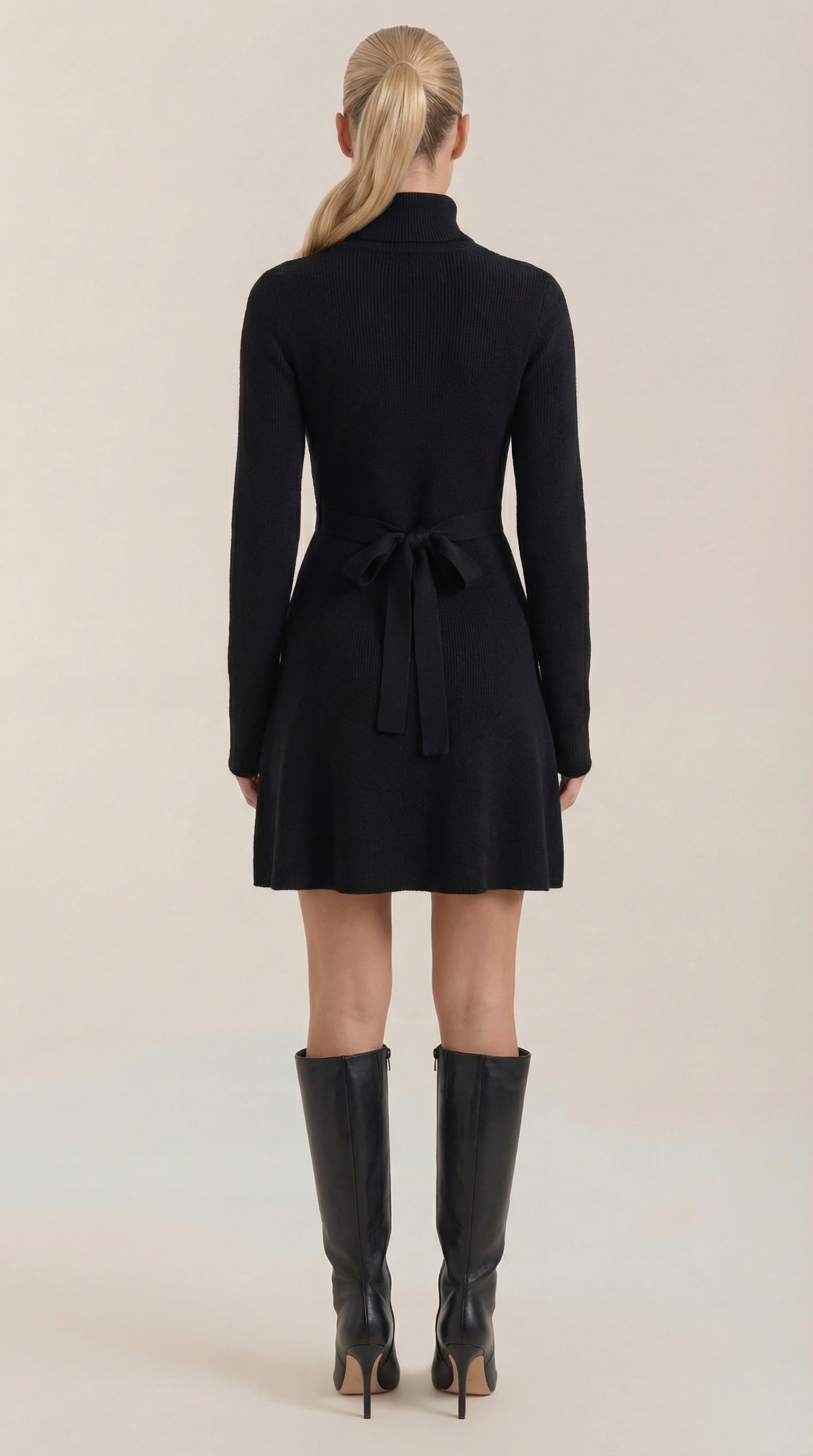 Vestido Mini Geneva de Punto con Cuello Alto