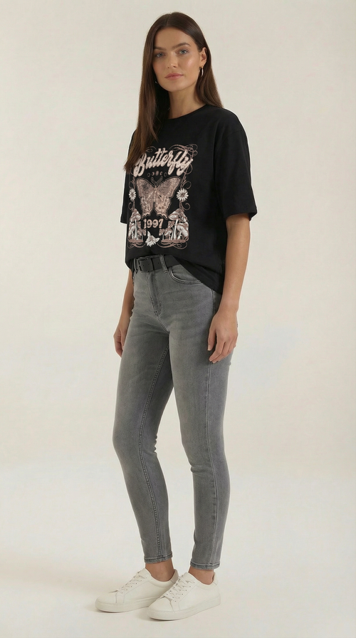 Camiseta Oversize Justine con Gráfico