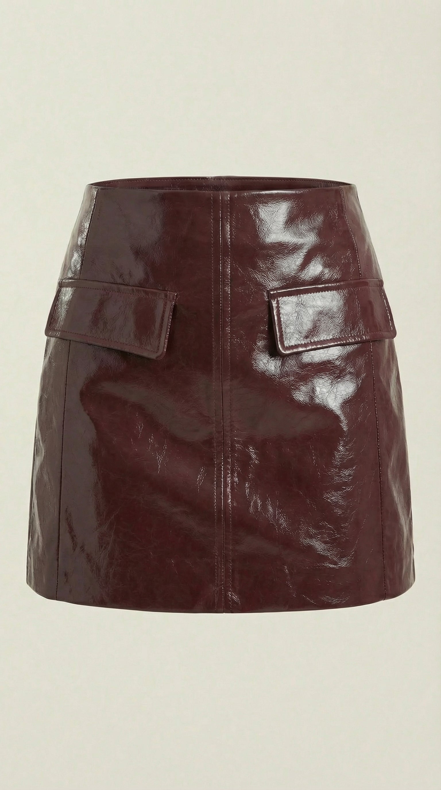 Conjunto Lena con Minifalda de Efecto Charol