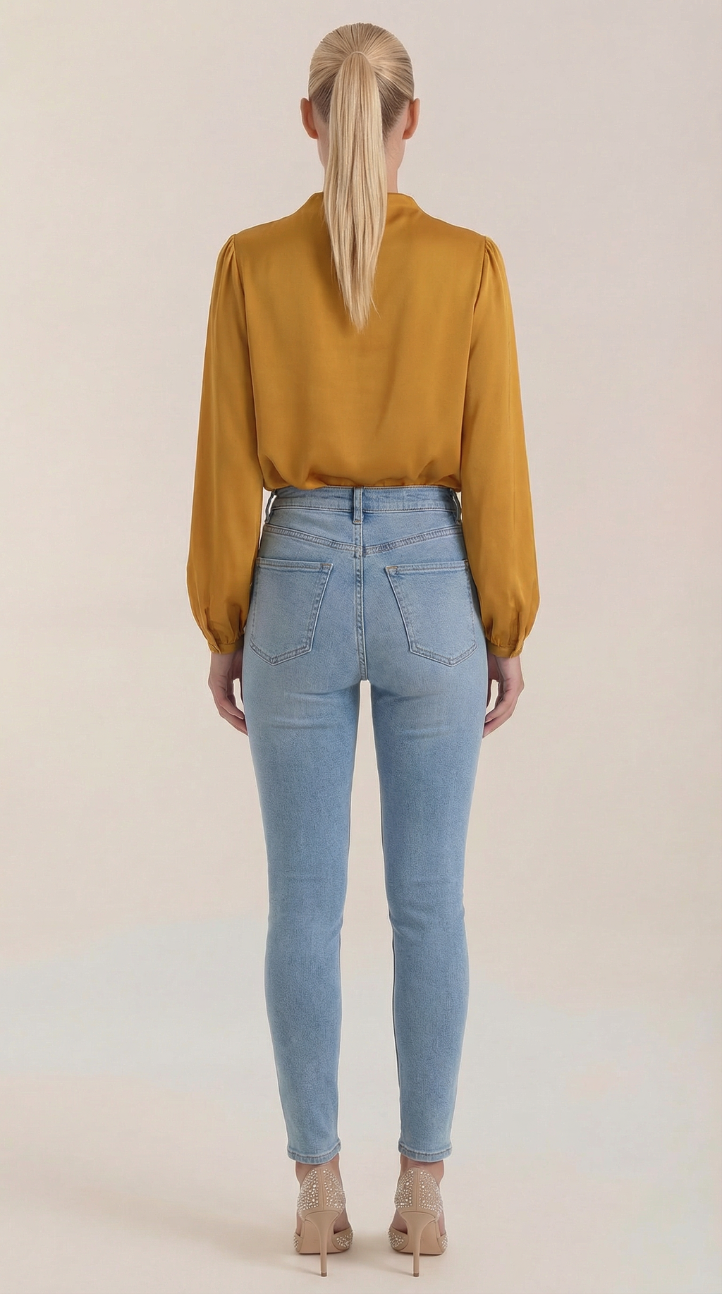 Blusa Marcia de Manga Larga Abullonada