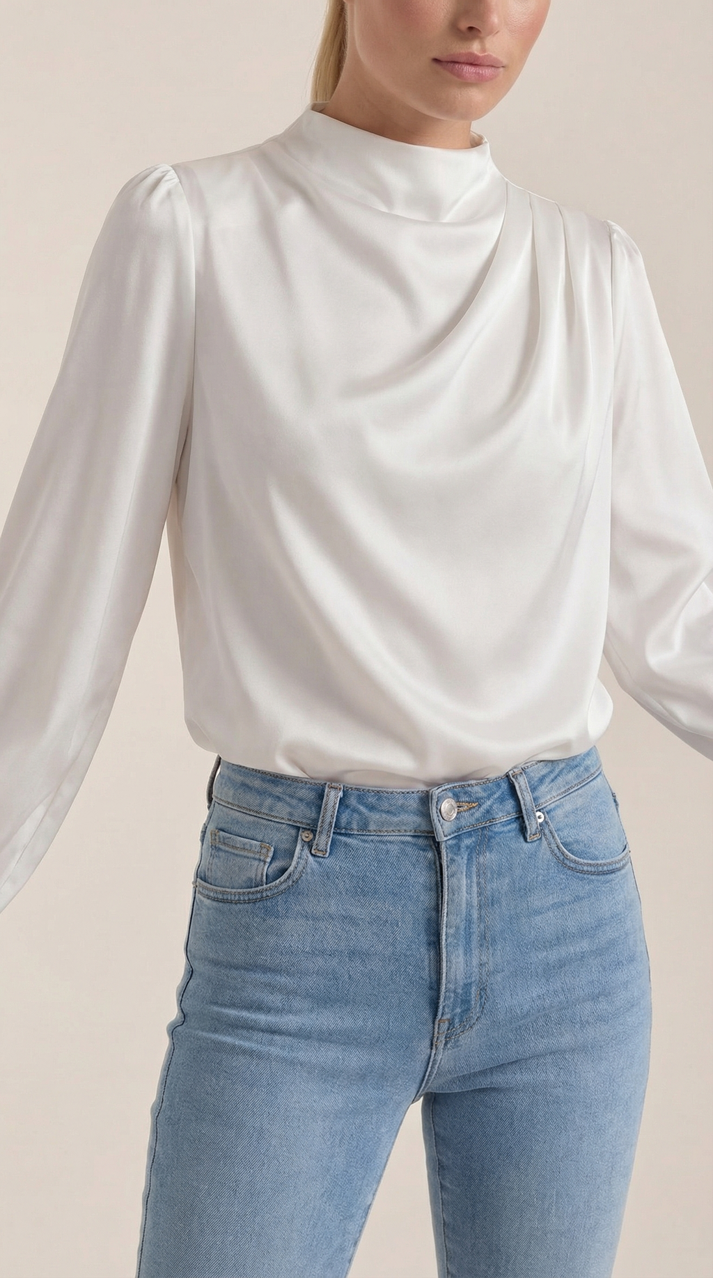 Blusa Marcia de Manga Larga Abullonada
