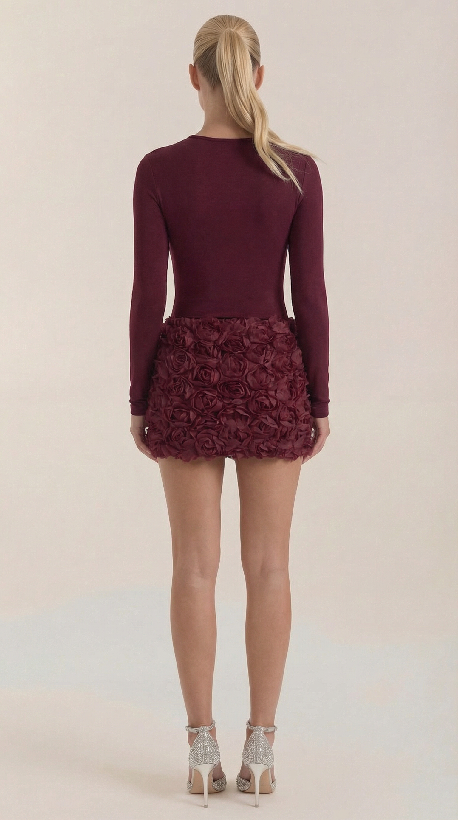 Vestido Mini Tonya con Textura de Rosas