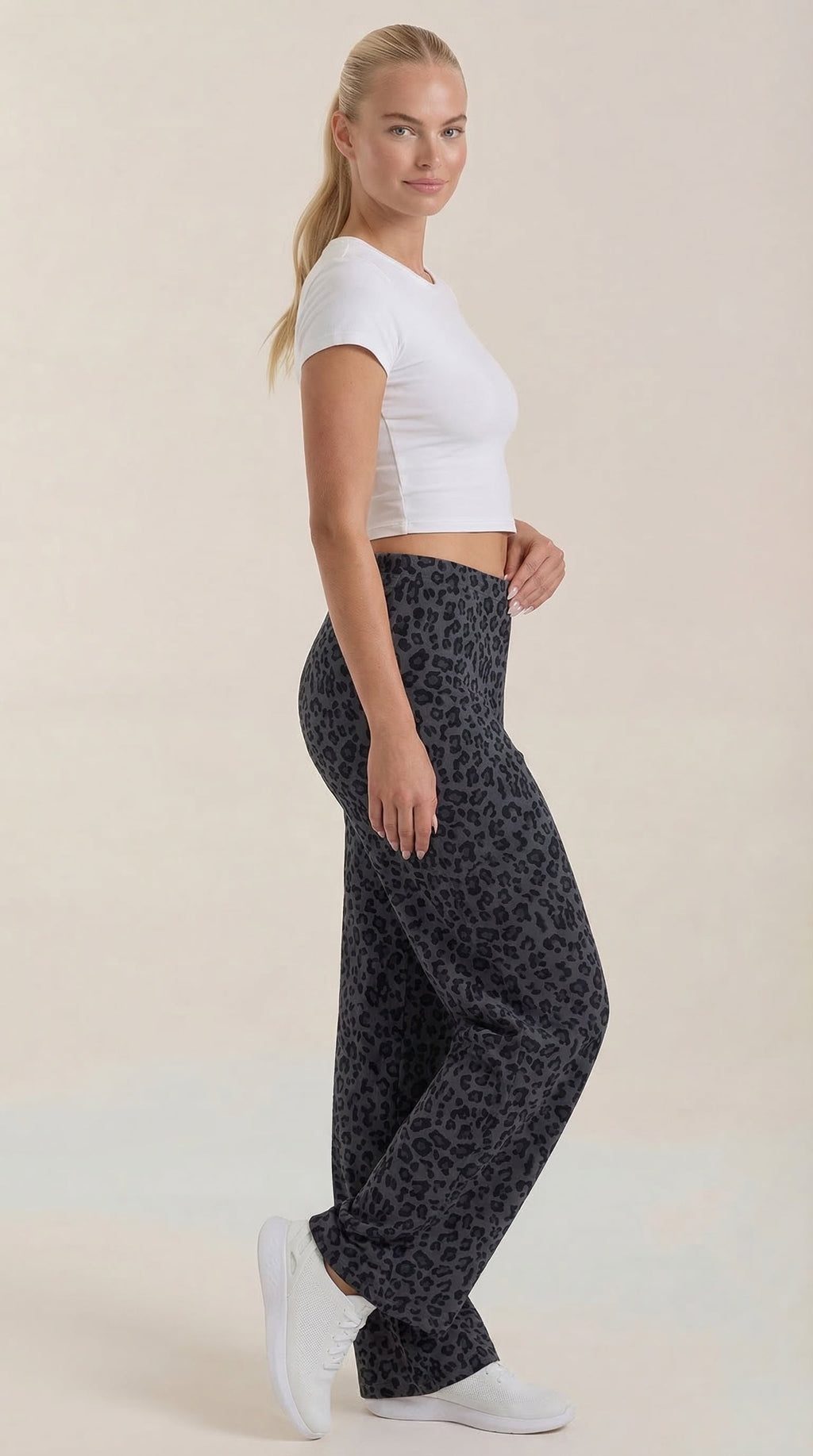 Pantalón Cleo con Estampado Leopardo