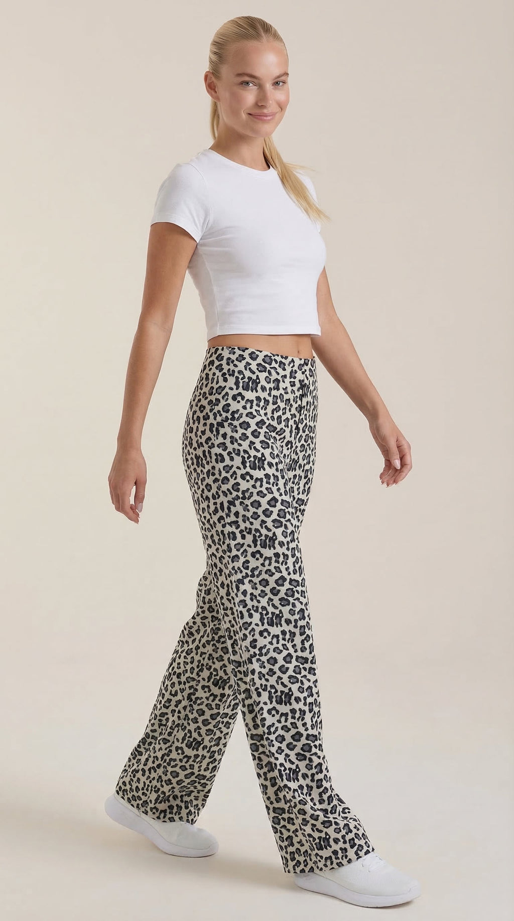 Pantalón Cleo con Estampado Leopardo