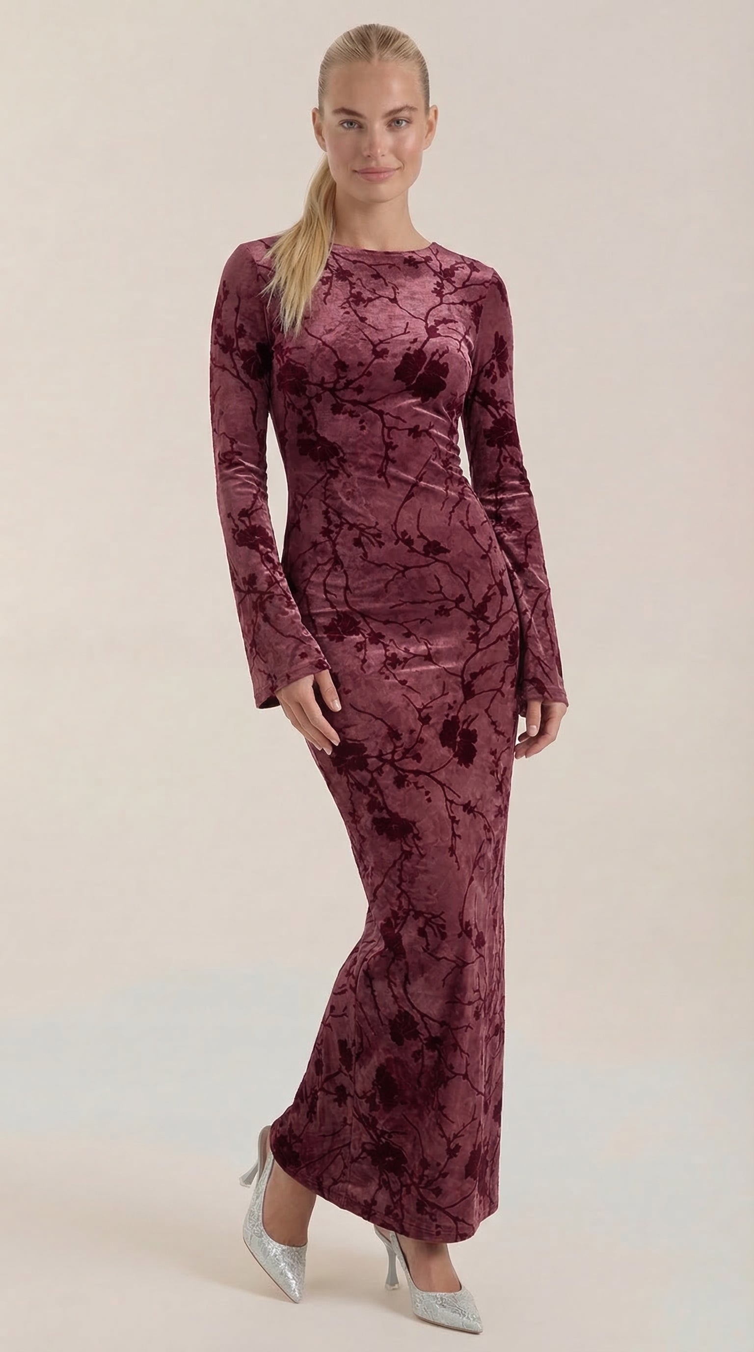 Vestido Maxi Colleen con Estampado Floral Delicado