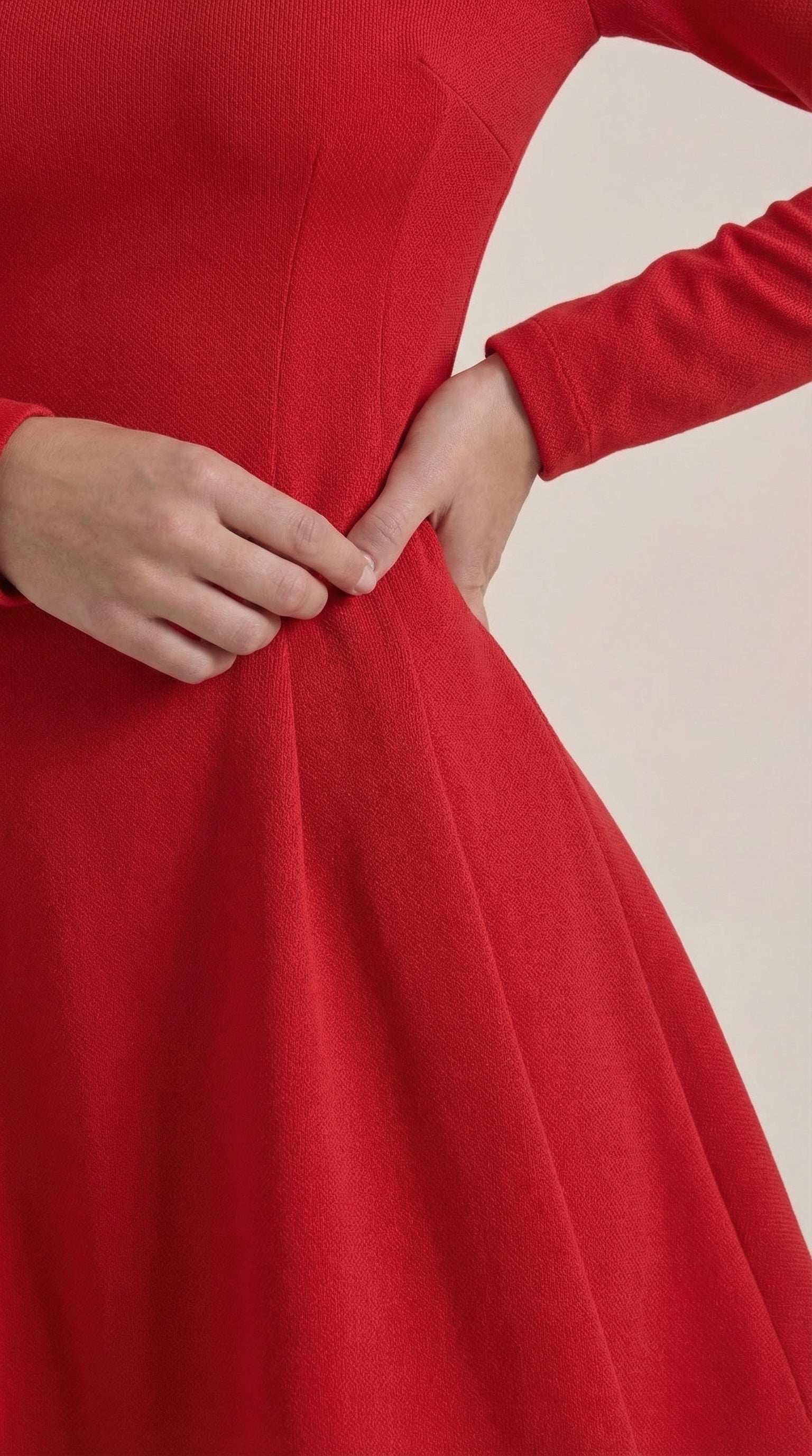 Vestido Mini Ebony con Cuerpo Entallado